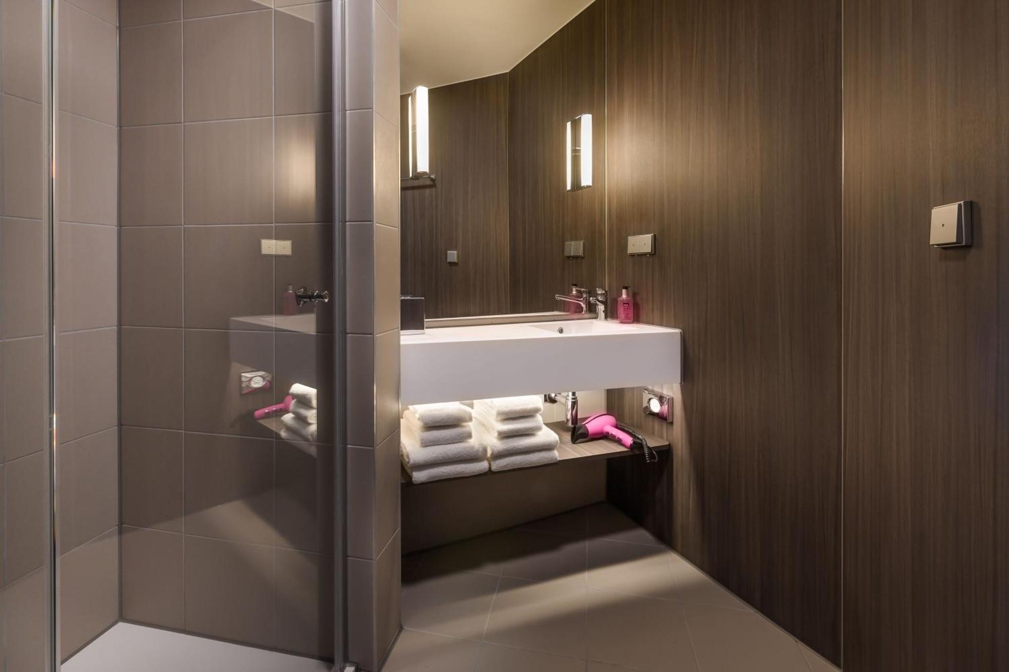 Moxy Dresden Neustadt Ngoại thất bức ảnh