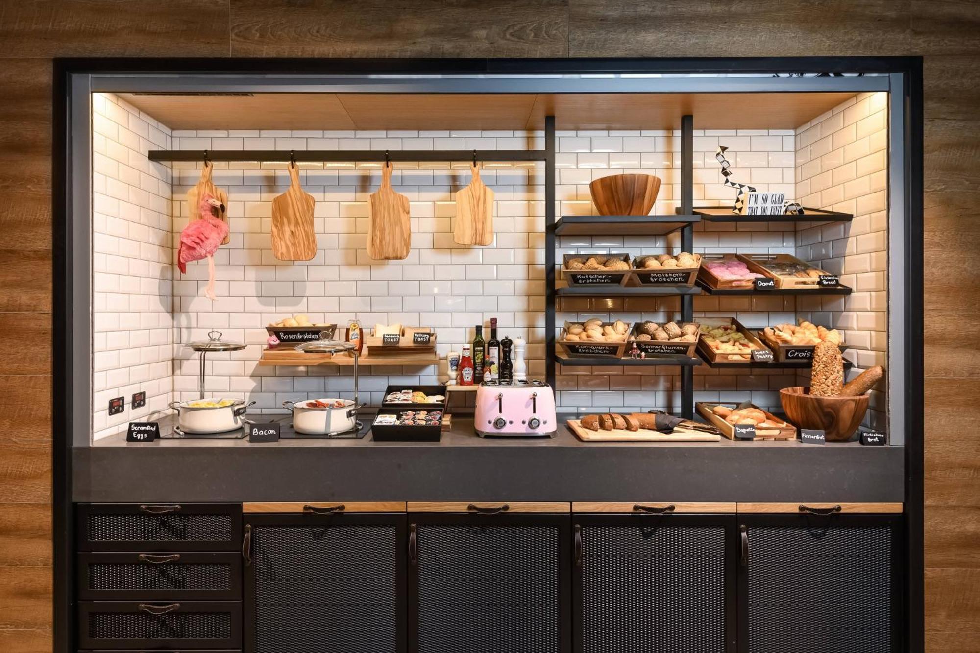 Moxy Dresden Neustadt Ngoại thất bức ảnh